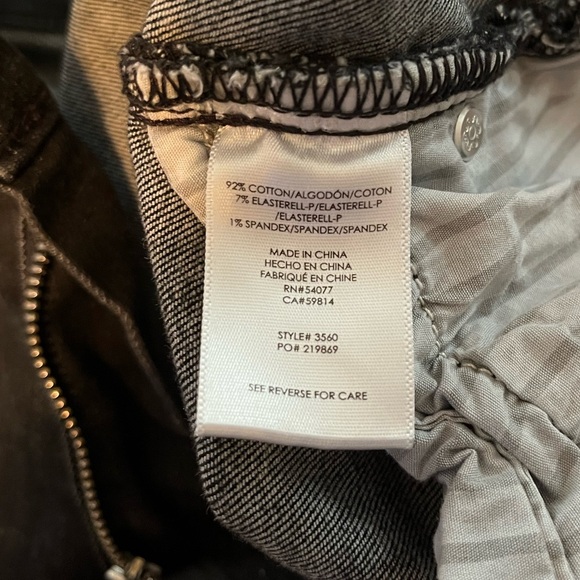 Cabi High Straight Smolder Jeans 3560 Black Size 10 - Picture 3 of 5